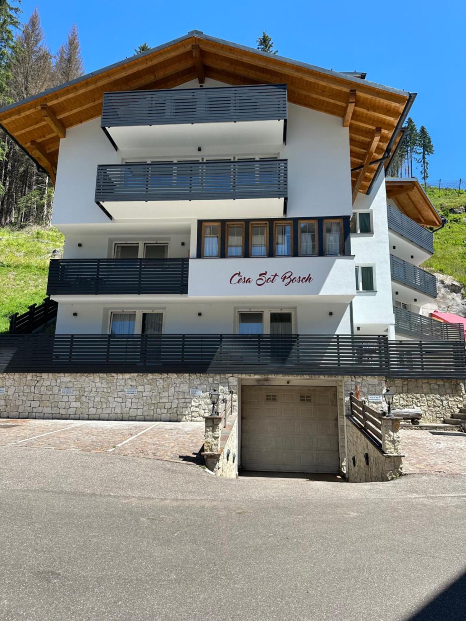 Ferienwohnung Cèsa Sot Bosch Canazei Exterior foto
